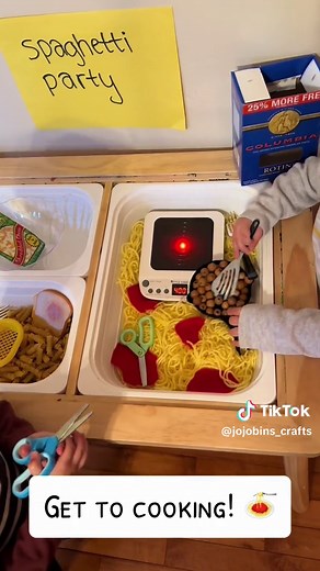 Spaghetti Sensory Bin for Kids | Fun Cooking Activities