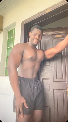 Vigorous David | Chest out! 😁🔥💪 #fit #fitness #fitnessmotivation #fitmom #fitnessmodel #fitnesslife #fitnessaddict #fitnesslifestyle #fitnessgoals #gym... | Instagram