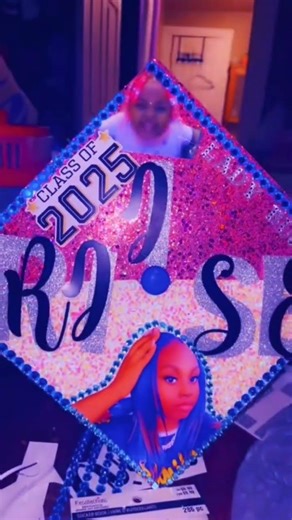 Ms. Niya 8th grade graduation day 💜 Custom cap done by Lala’s Custom Designs