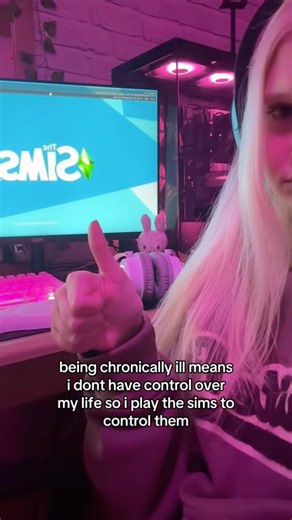 at least i can control my sims | #sims4 #thesims4 #sims