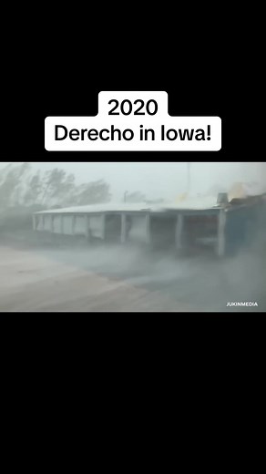 Powerful derecho hits Iowa with insane strait line winds in 2020! #derecho #weather #windy #severeweather #strongwinds #Iowa