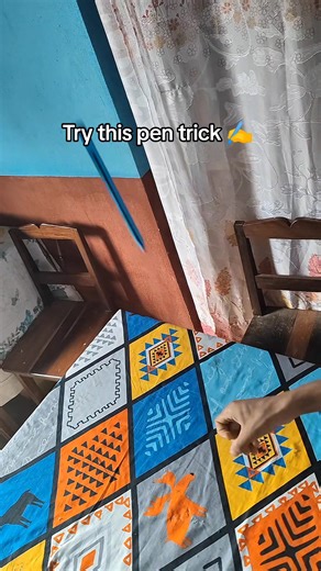 Tsanganana pen trick #penspinning #explore #fyp #malagasy