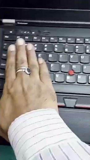 Lenovo thinkpad T430 keyboard replacement. laptop keyboard not working how to replace.#shorts