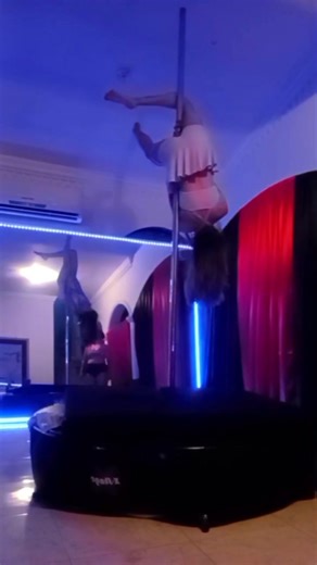 1.3K views | 2 lugares de oportunidad‼️ Clases privadas de Pole Dance en Just Dance Studio a precio super especial Elige y agenda tu horario de preferencia. 8991220073 Por la mañana, por la tarde o fin de semana. Ven a disfrutar de esta hermosa actuvidad. | Just Dance Studio | Facebook