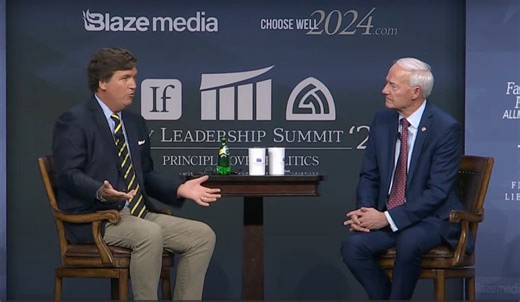 ‘Zero!’ Tucker Carlson Draws Big Applause at Conservative Summit For Revealing He Never Got a ...