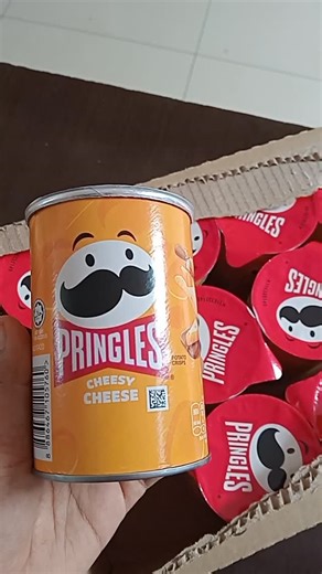 Camilan Singaraja on Instagram: "Pringles mini 15k Harga dan ketersediaan bisa berubah sewaktu waktu ya kak Ketersediaan stok ready lanjut langsung wa 📱0859-5113-0959 🏡Ruko pasar banyuasri no 78. Masuk portal langsung ke kanan ruko no 2 dari padmasana Sebrang patung karapan sapi 🛵Delivery minimal 50k free ongkir sekitaran kota singaraja 📍buka mulai jam 9pagi - 7malam Googlemaps CAMILAN SINGARAJA #tokobuah #buahsegarsingara singaraja"