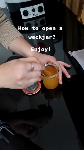 How to open a weckjar?#weck #weckjars #beginner #openitup