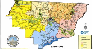 TAKE A LOOK: Gadsden County leaders vote on a redistricting map