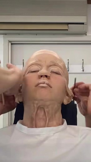 I'm a Star Mia Goth Transformation FX Makeup Tutorial