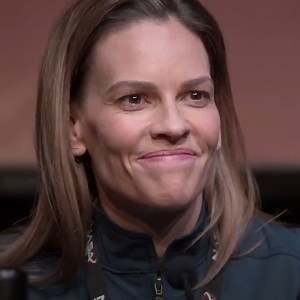Hilary Swank wants to save the world.Away is now on Netflix