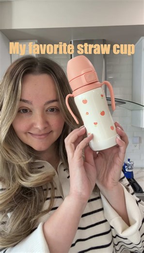 As a speech therapist, I look for cups that support oral motor development *and* independence during feeding. A great transition cup should encourage lip closure, proper tongue placement, and controlled sips, all skills babies need for safe swallowing and speech development. The Grossmimi stainless steel straw tumbler checks those boxes: it has easy-grip handles for small hands, measurement markers for monitoring intake, and a leak-proof design for stress-free practice. You can even remove the s