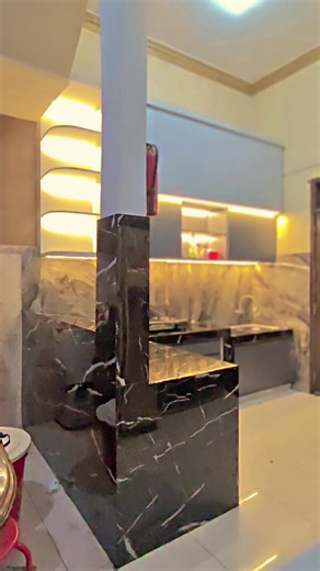 Kitchen set minimalis modern ✨ ,, Bu Ayu Surabaya. Yang mau seperti ini bisa kami wujudkan langsung loh 😍😍 Bisa custom sesuai keinginan dan budget loh😍😍 segera konsultasikan kepada kami gratis 👇👇 Kami juga menerima pesanan seluruh area Jawa Timur meliputi : - Kitchen set - Backdrop tv - Partisi/penyekat ruangan - Minibar - Lemari custom - Bed custom - Meja rias - Kusen pintu jendela - Renovasi rumah dll Info harga, konsultasi gratis, dan pemesanan bisa hubungi : 085-607-575-264 085-790-833