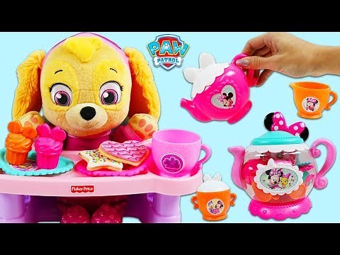 Paw Patrol Baby Skye Hosts a Tea Party!