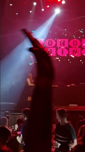 Bongo Bingo in O2 arena in Leeds with the crew.