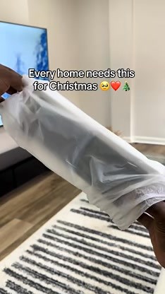 617K views · 2.4K reactions | Enjoy the cozy glow of a fireplace and relaxing scents—all in one stylish device.  Colorful LED flame effect for a magical ambiance  Diffuses your favorite essential oils Shop now: https://cutt.ly/rtqq6PpU Heater: https://cutt.ly/fr5hyVCJ | Gadgets | Facebook