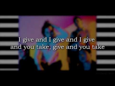 5 Seconds of Summer - Youngblood (Lyrics) (Studio Version)