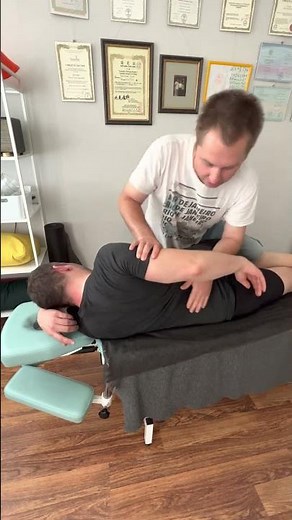Lower back manipulation for a patient with a small hernia and protrusion! Chiropractic ASMR