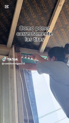 Instalación Correcta de Cortina de PVC para Baños
