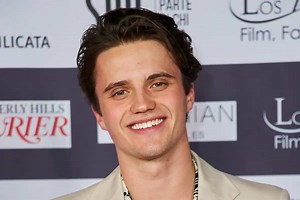 George Sear’s biography: age, height, sexuality, education