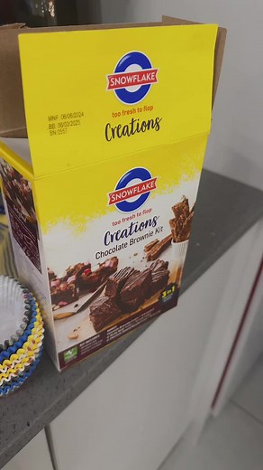 Busiswa Budu Bam: Club Box Brownies Mixer Instructions