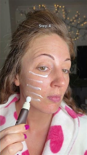 4 easy steps to your skin glow up with the Centella skin barrier set