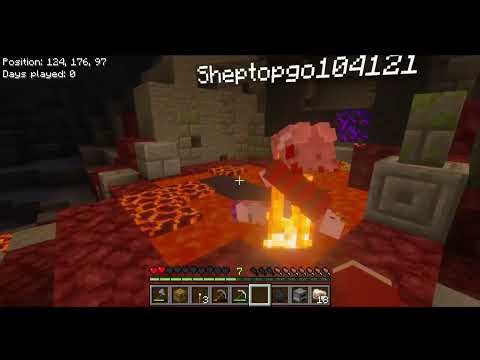 Our chaotic Minecraft series [EP.1: The start] with Pizza