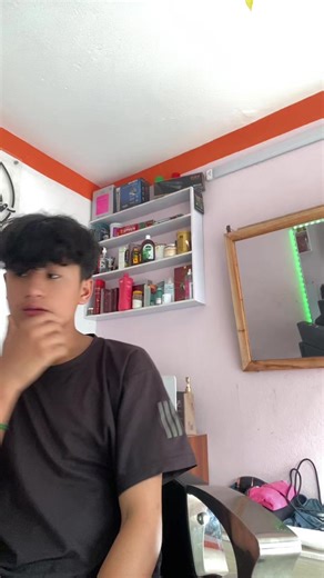 kaile KO video hola haii...😆🙃