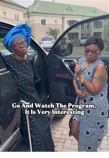 Taking dearest mummy D.A Fashoyin to @eayoruba I enjoyed every single bit of it from picking her up and throwing test questions at her to meeting with Masoyinbo, mummy is always fun to be with! Bless her heart❤️ #eayorùbá #sweet16 #gratefulheart #fitmom #fyp