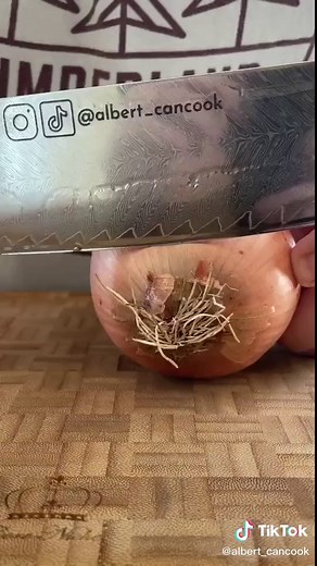 Delicious Herring Salad Recipe for New Year Celebrations