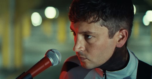 twenty one pilots release new single and video, Drum Show