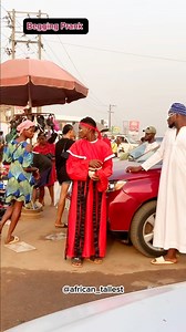 Another begging prank 🤣🤣🤣 #prank #pranks #foryou #comedy #explore #prankvideo #prankster #pranking #pranked #comedyvideo #naijacomedies #naijacomedyskit #foryoupage #ghanatiktok🇬🇭 #naijatiktok #goviral #makemefamous #makemeviral | Tallestman Comedies