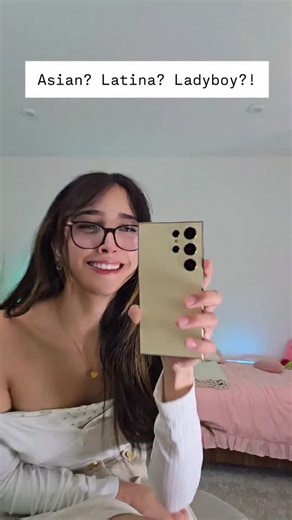 Evelyn Gonzalez on Instagram: "Guess correctly and ill give u a cookie 🍪 . . . . . . . #asiangirl #latina #skirt"