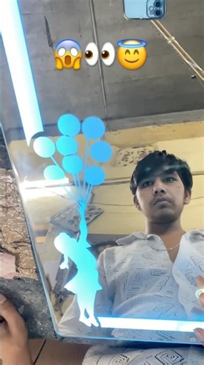 Kaisa laga ye Smart LED Mirror? 💡 Touch sensor magic! #homedecor #mirrordisplay