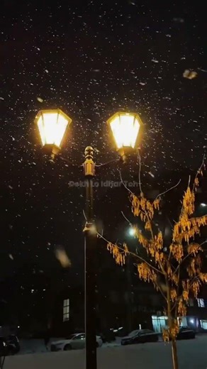 Kiska Hai Ye Tumko Intezaar 💖 Main Hoon Na | Aesthetic Status #viral #trending #song #love