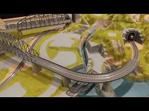 Noch Z Scale Cortina 85880 with Rokuhan R078 Crossover