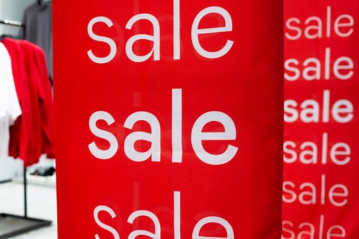 100  great clothing sales happening right now!