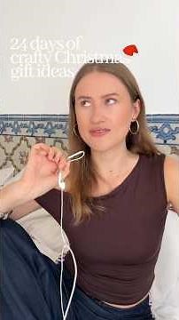 Day 1 of 24 days of crafty Christmas gift ideas! ⭐️ Headband sewing tutorial #sewingtutorial #sewing