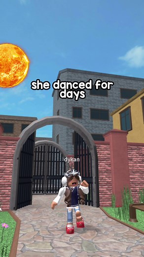 i just ate mcdonalds and kfc || @lewis @llama girl🎀 #roblox #fyp #viral #mm2