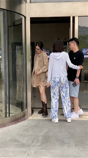 The pregnant woman I met on my way to the job interview was so beautiful...#pregnancybyfaith