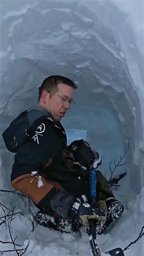 Man Trapped ALONE In A BRUTAL Snowstorm And Survived 🥶❄️