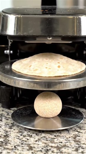 automatic roti maker machine #gadgests #food #gadgets #gadgests #kitchen #ilovegadgets #viral