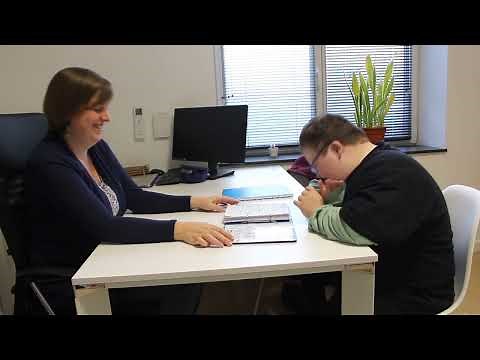 Montrer le modèle avec la CAA - Aaron et Amélie parlent avec le PODD