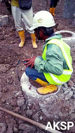 Pit testing on spunpile600Mm ..AKSP sri petaling ...