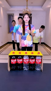 The Coke Snorting Challenge Is So Exciting, Save It For Later! ! ! # Funnyfamily #Partygames | Keetau Juntasa