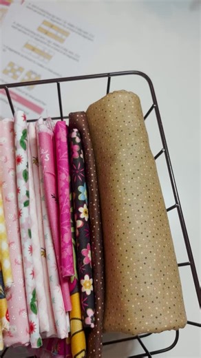 3 comments | This is the lovely Pink Leaves Quilt, designed by @jinabarney  Today we’re picking our pretty pinks, yellows, and low contrast fabrics. Sew along with us to create your own autumn magic  | Poppie Cotton | Facebook