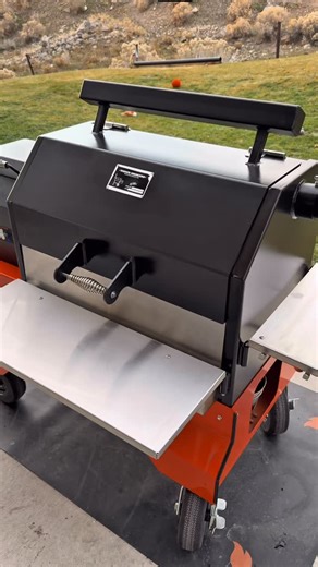 Erik Svend Svendsen on Instagram: "New Year, New Goals. KEEP THOSE GRILLS CLEAN! Here is 85 min of video reduced down to 3 min of a deep cleaning of my Yoder 640s. It actually took me close to 4 hours because I spent way too much time on the grates. The biggest lifesaving tool is a toilet bowl brush. It got all the nooks and crannies of this grill. Barkeepers friend for the stainless got them looking new. I’m not sure if it is recommended to oil the outside and do a burn off but I’ve found it he