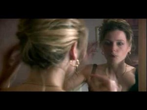 Gillian Anderson Smoking 5