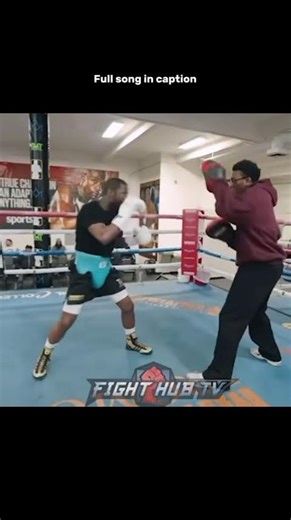 Floyd Mayweather training for Mike Tyson #boxing #viral #hiphop