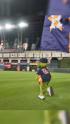 MLB ⚾ on Instagram: "Orbit-ing. #WorldSeries"