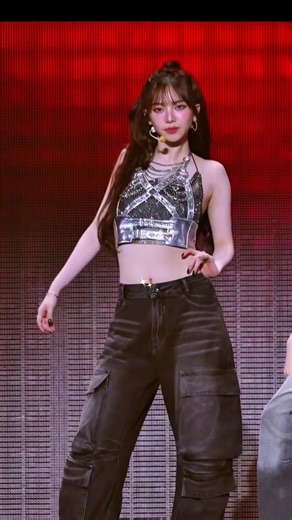 Karina “Supernova” soo cutee😍 Aespa Live Tour Fancam #karinaaespa #karina #fancam #aespa